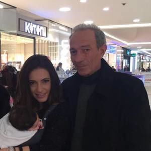 Meet your Posher, Vera